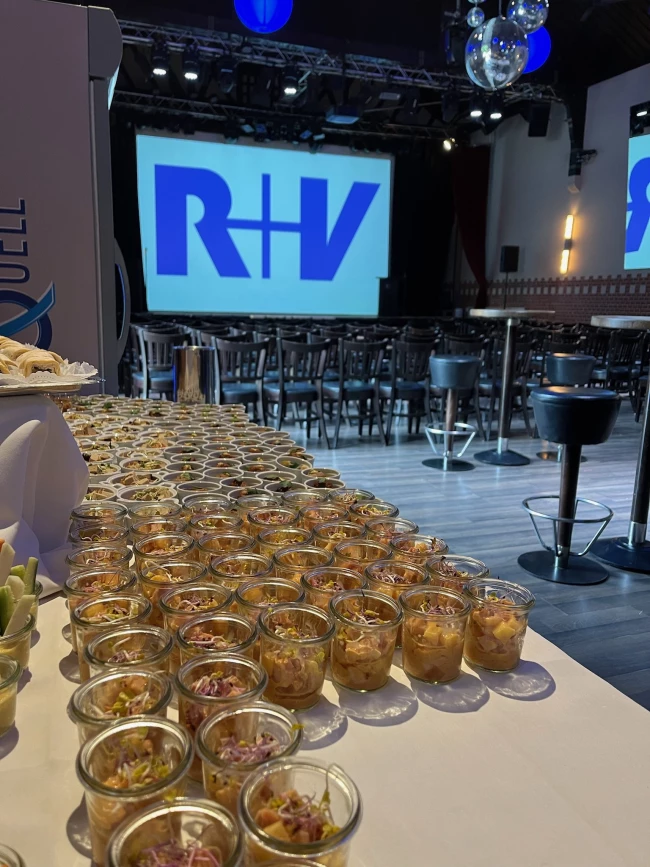 R+V konferenz mit buffet saal